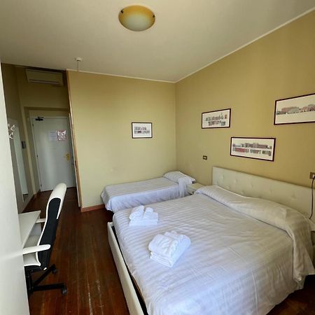 Hotel Petit Royal Ospedaletti Dış mekan fotoğraf