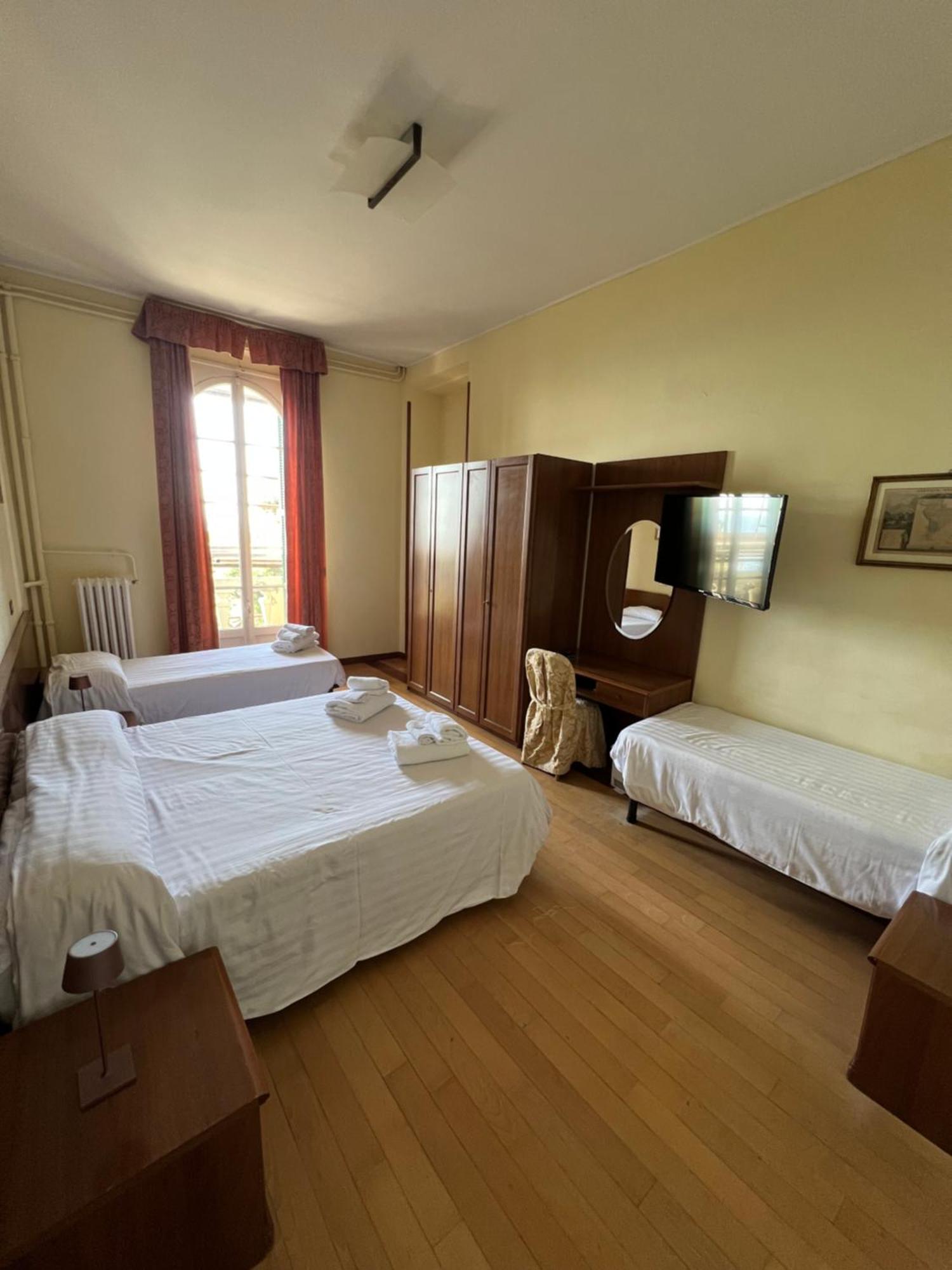 Hotel Petit Royal Ospedaletti Dış mekan fotoğraf